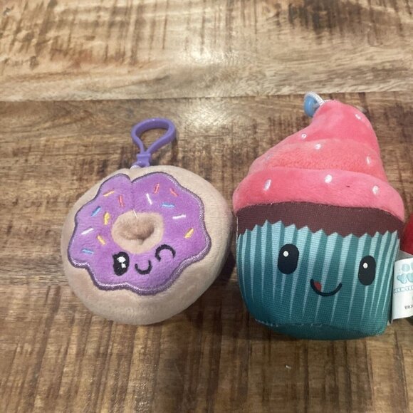 3 SCENTED Backpack Clips ~ OH SO YUMMY Cupcake Watermelon Donut - Picture 4 of 7